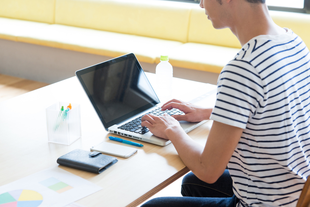 レスポンシブだけじゃない！スマホ対応の方法3つと特徴まとめ